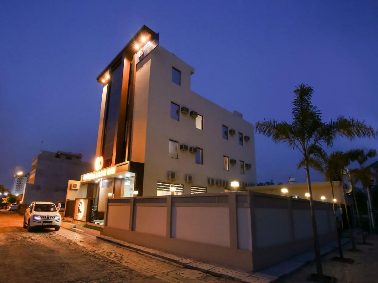 Hotel Grand Sparrow Inn Agra  Eksteriør bilde