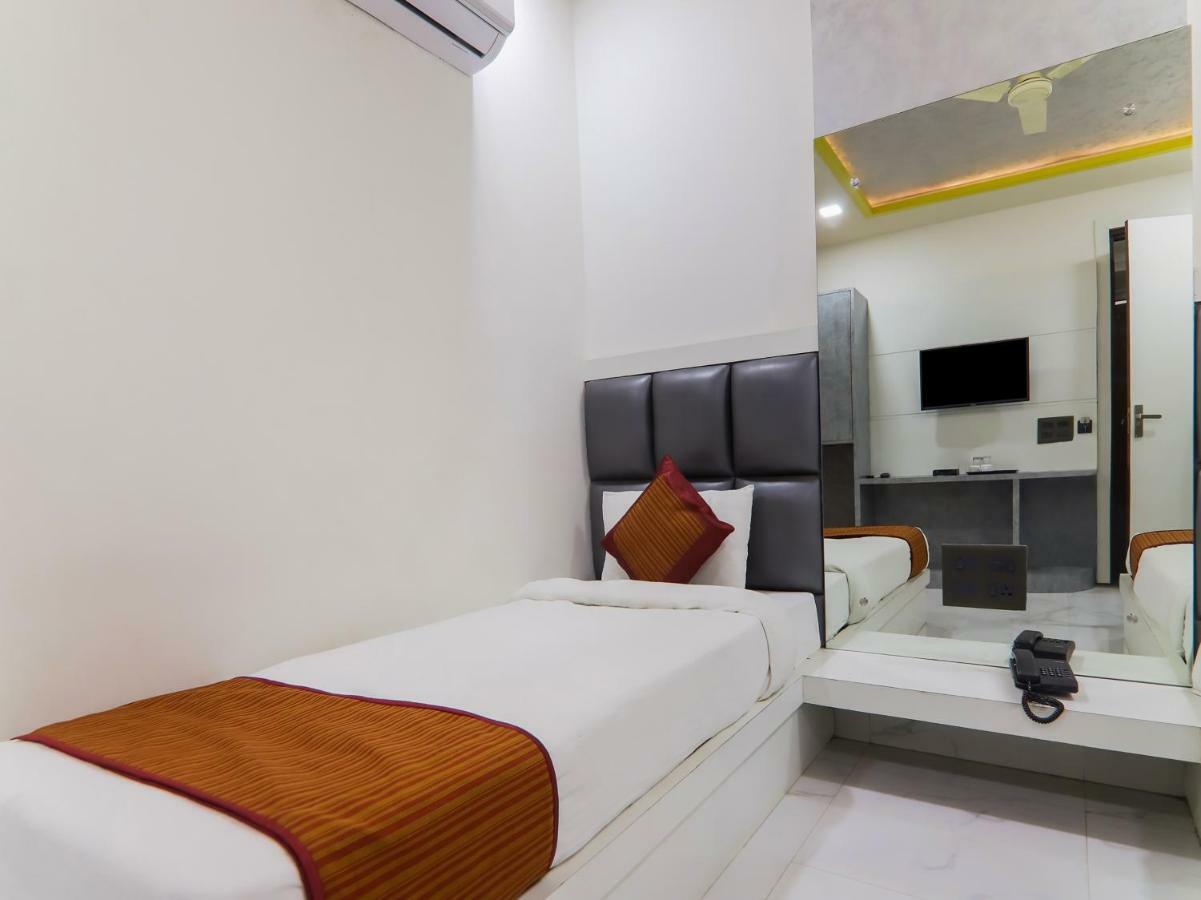 Hotel Grand Sparrow Inn Agra  Eksteriør bilde