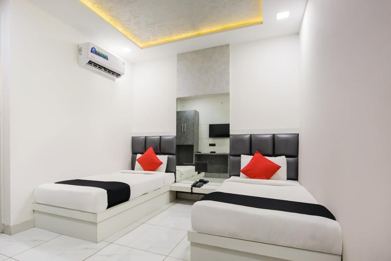 Hotel Grand Sparrow Inn Agra  Eksteriør bilde